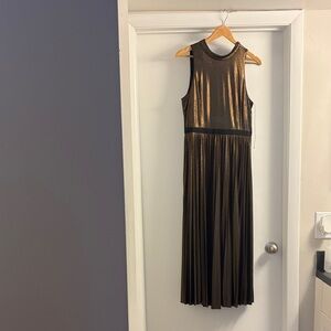 Donna Morgan Gold and Black Dress